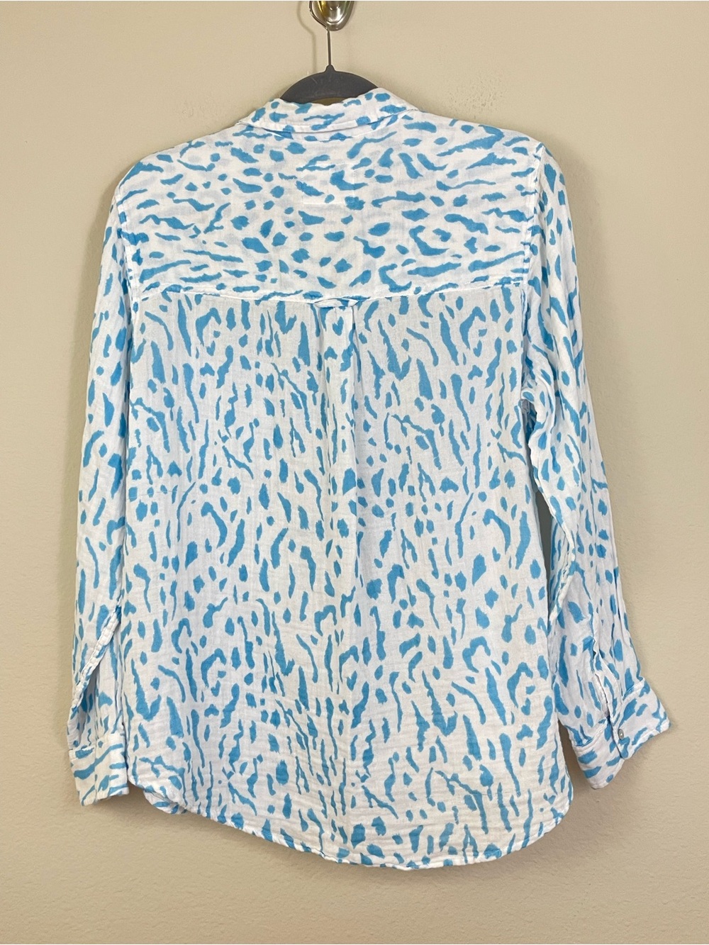 Rails Ellis Teal Cheetah Gauze Crinkle Long Sleeve Button Up Shirt Size XL - Picture 8 of 11
